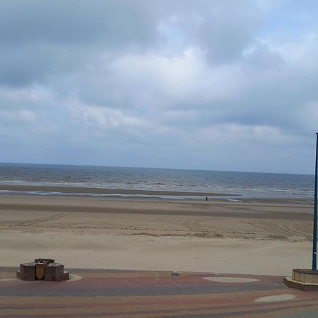 Appartement Bray-Dunes, 3 Pieces, 4 Personnes - Fr-1-661-2 ภายนอก รูปภาพ