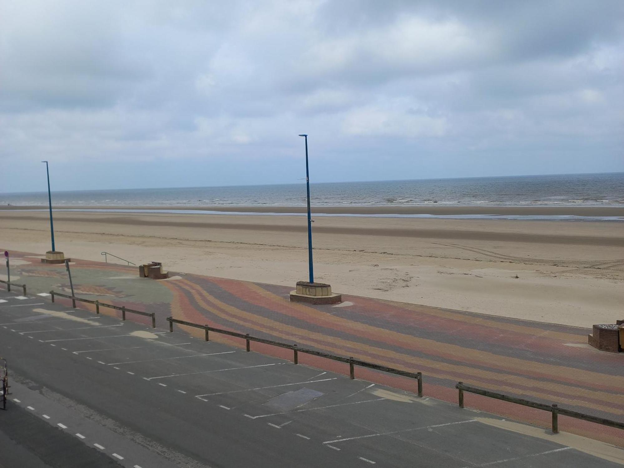 Appartement Bray-Dunes, 3 Pieces, 4 Personnes - Fr-1-661-2 ภายนอก รูปภาพ